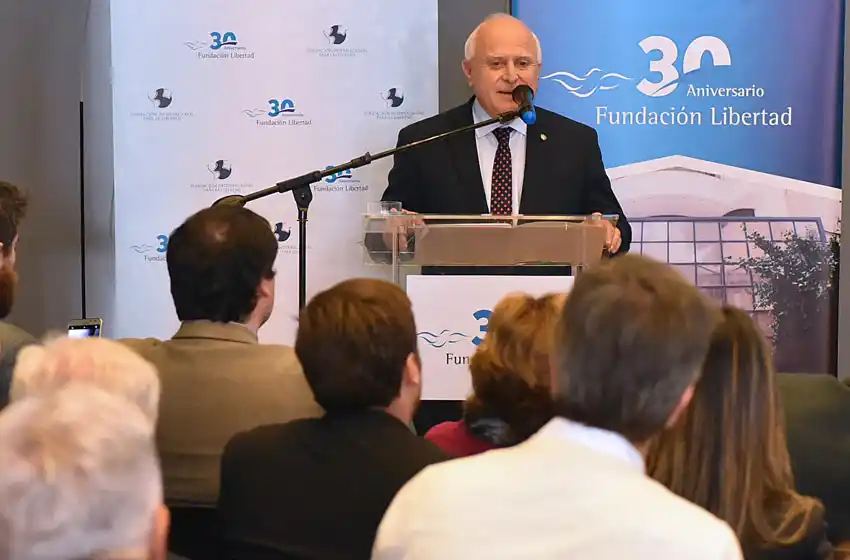 Lifschitz dijo que la crisis no es «sólo una tormenta o algo pasajero»