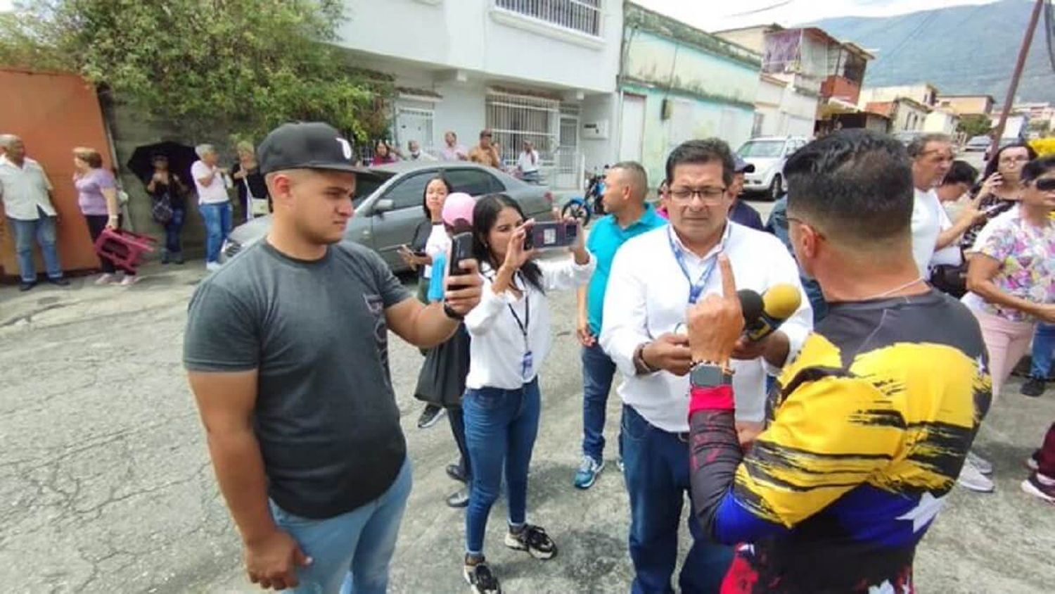 LAS AMENAZAS DE CONATEL surtieron efecto: Sntp cuestiona actitud de medios ante la primaria