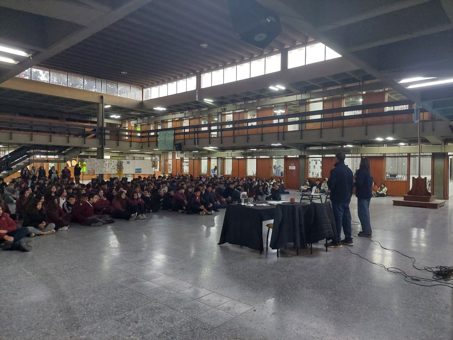 Alumnos de todos los cursos participaron de la charla.