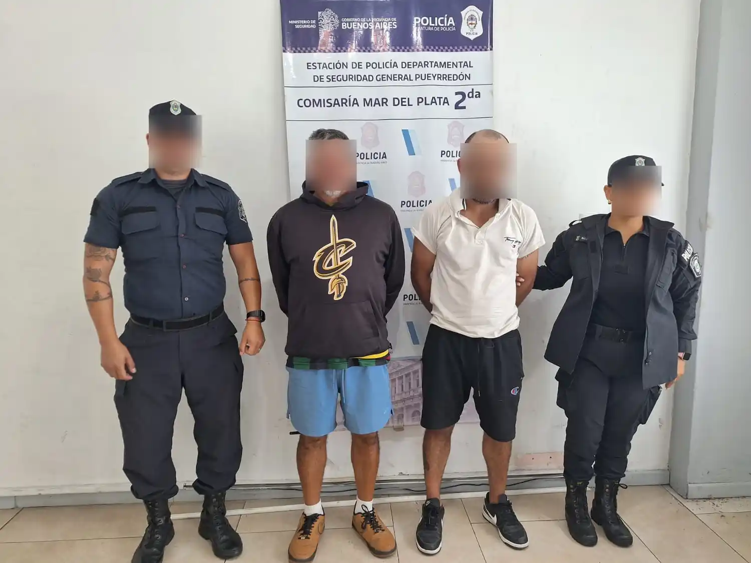 detenidos robo bolso auto