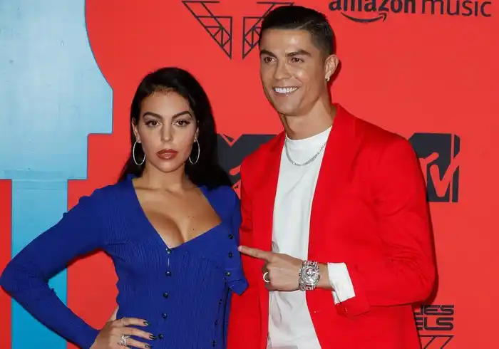 Georgina Rodriguez y Cristiano Ronaldo optaron por un lugar rodeado de naturaleza para el festejo de sus hijos/ ABC