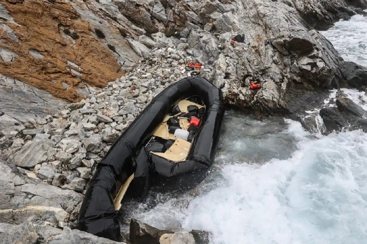 TRAGEDIA EN TÚNEZ: mueren 13 migrantes y otros 27 están desaparecidos tras naufragio