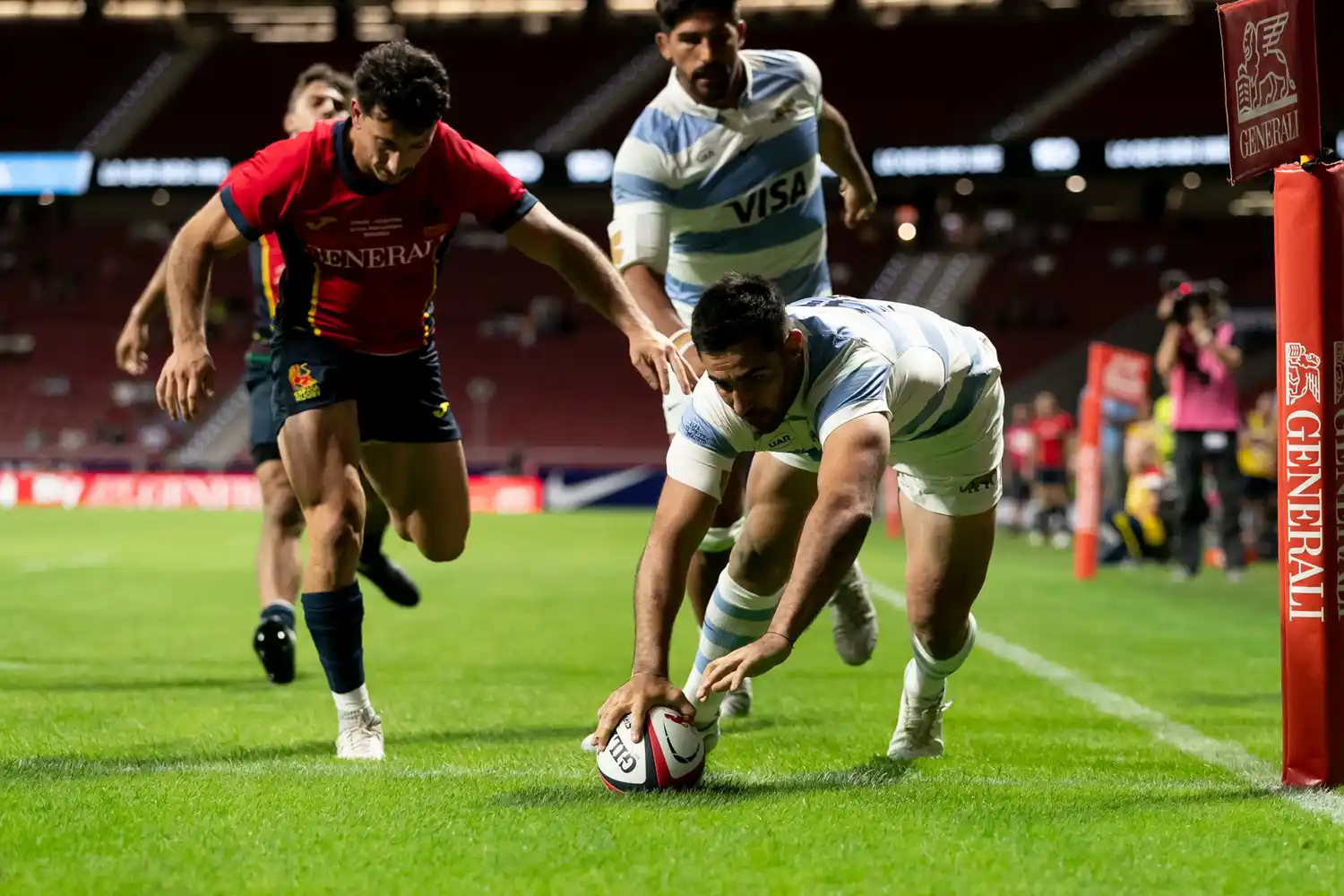 Los Pumas ascendieron al sexto lugar del ranking