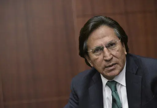 Expresidente Toledo se entregó en EE.UU.: PROCESO DE EXTRADICIÓN DURARÁ AL MENOS UNA SEMANA
