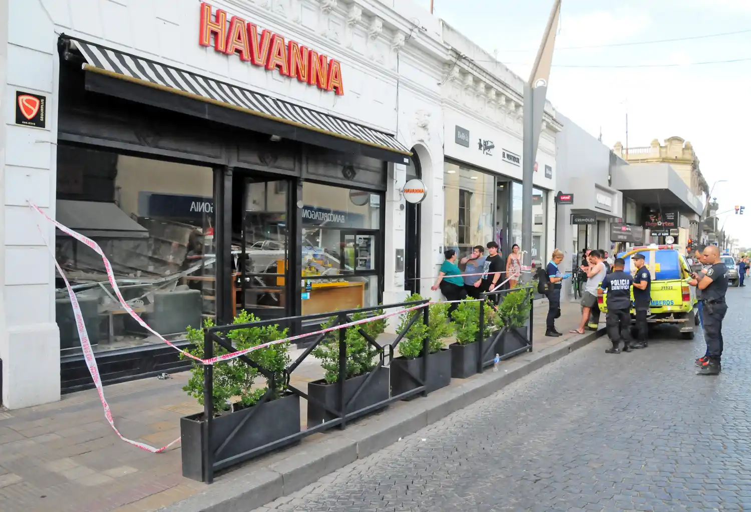 Havanna-Caida Cielorraso 07-06-23 - 8