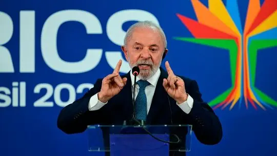 Lula va por la reelección