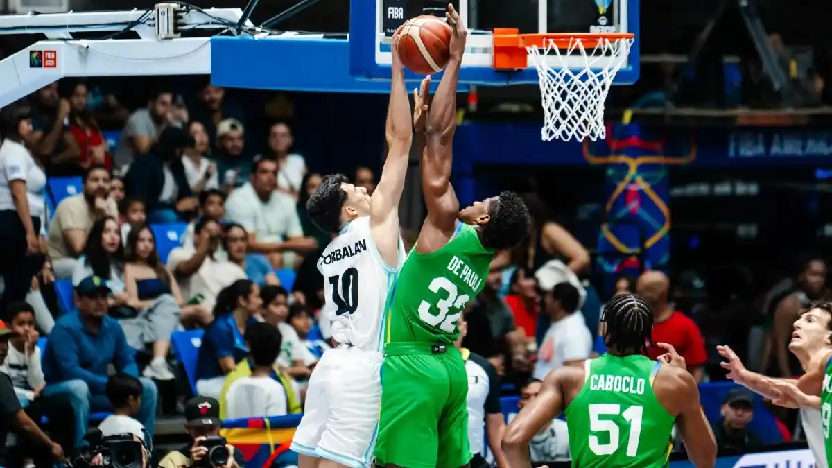 Argentina no tuvo una buena noche ante Brasil y perdió en la final de la AmeriCup