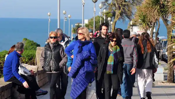 Fin de semana largo: Fuerte caída en los gastos de turismo
