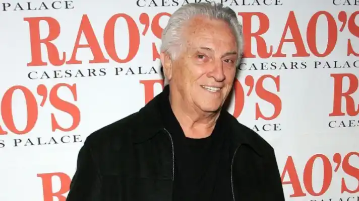 Muere de coronavirus Tommy DeVito, fundador de Four Seasons
