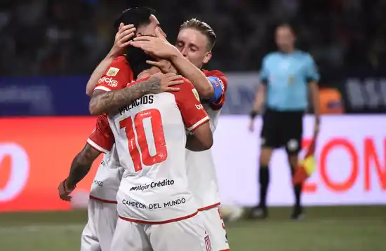 Estudiantes se metió en semifinales y espera: el morbo de un clásico histórico con Gimnasia o cruce picante con Barracas