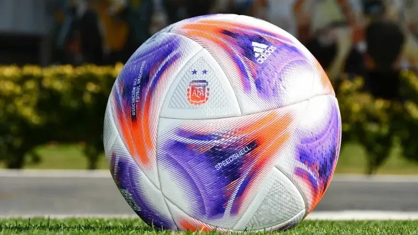 Cómo se jugaría la Liga Profesional 2023: el posible formato con 30 equipos y... ¿se anulan los descensos?