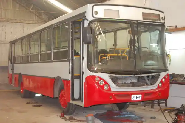 “1º de Agosto” adquirió cuatro nuevas unidades de colectivos