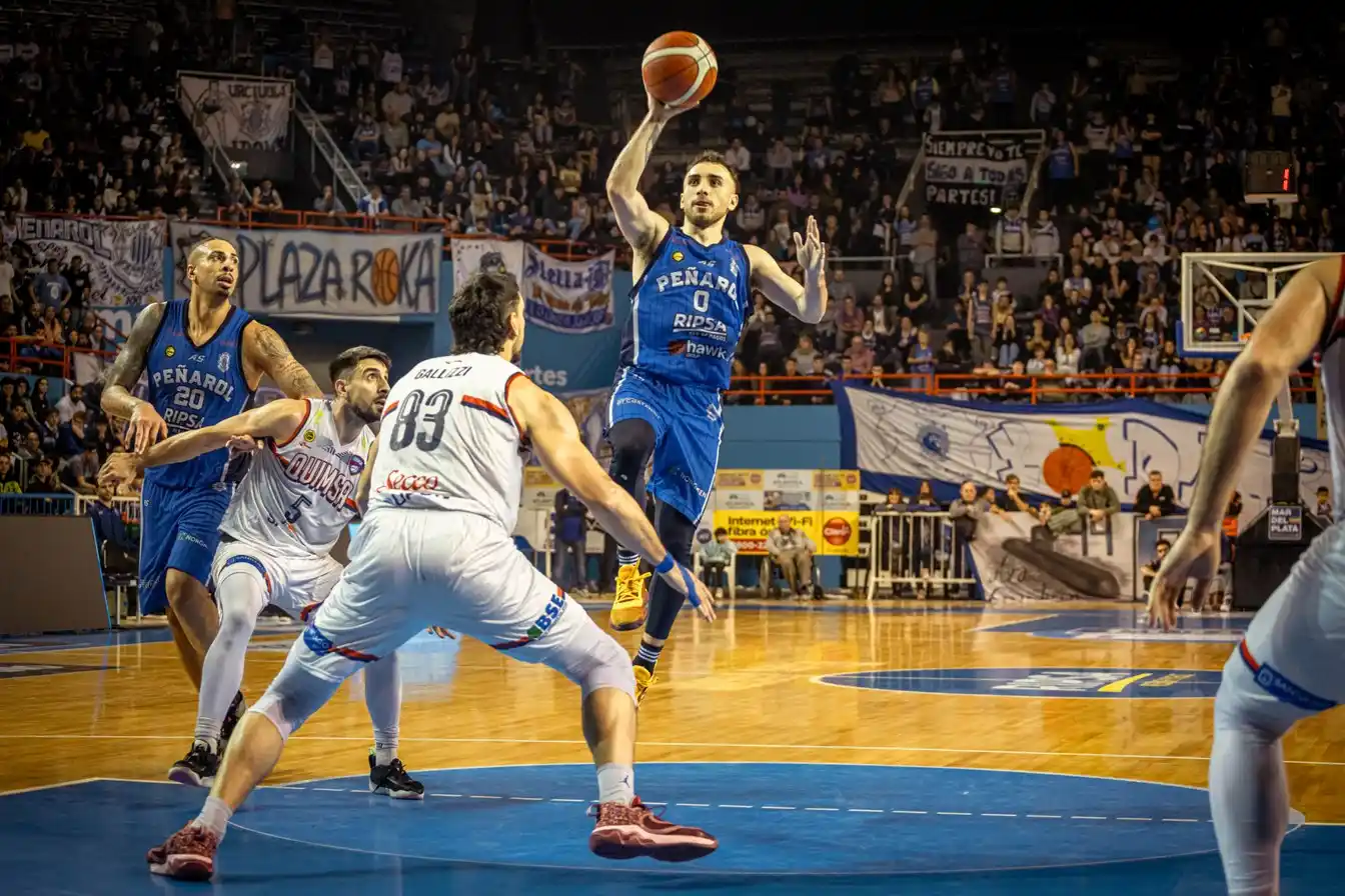 Quimsa se impuso en Mar del Plata y ahora Peñarol debe ganar el sábado