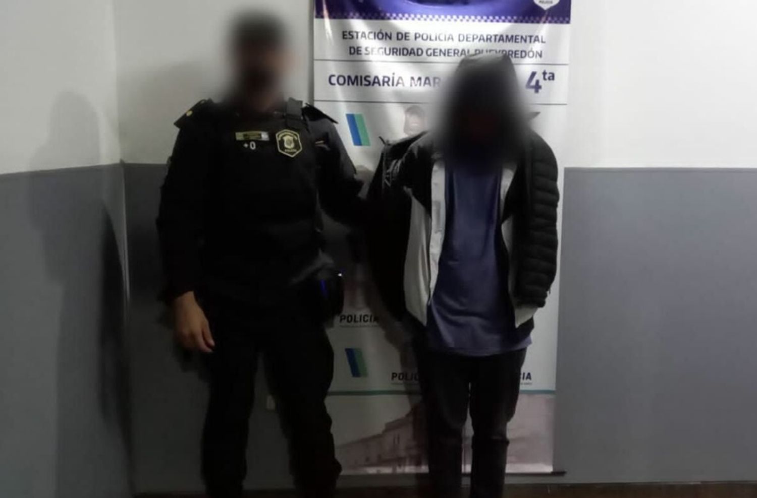 Persecución en Bernardino Rivadavia: evadió un control, chocó un auto y le encontraron un arma