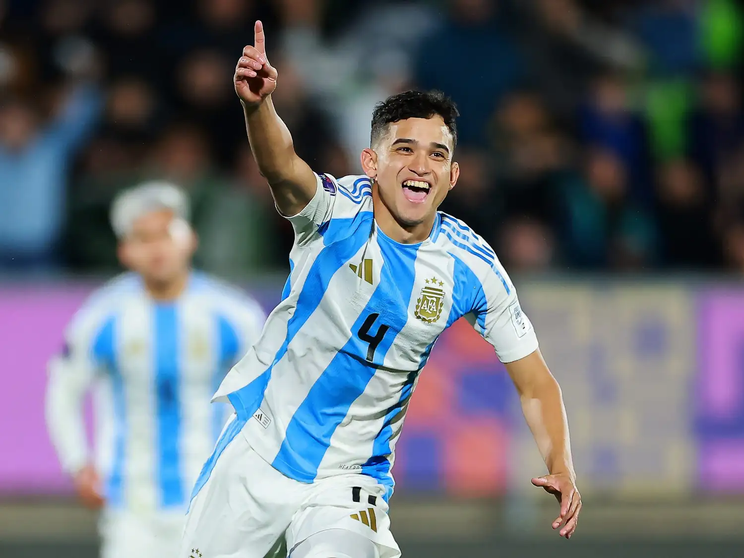 Gorosito festeja el gol de la victoria.