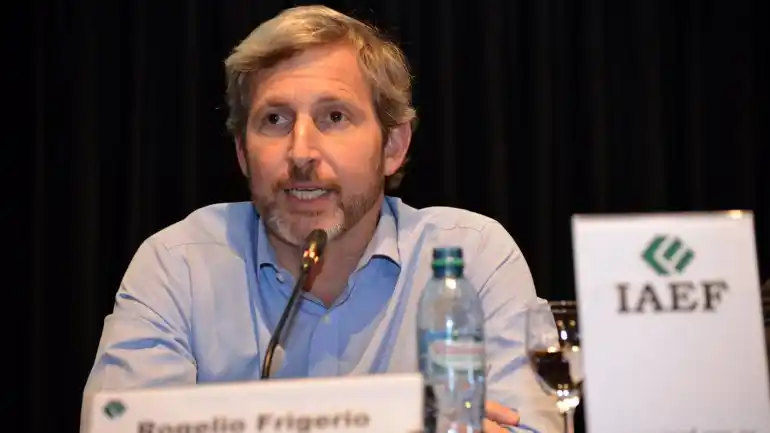 Frigerio ratificó el aumento de las tarifas de luz y gas