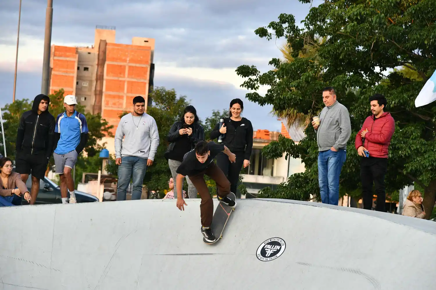 Aventura sobre ruedas en el Skate Park del barrio San Francisco