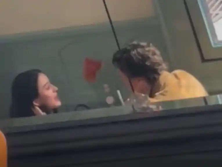 Katy Perry y Justin Trudeau fueron fotografiados juntos en actitud íntima en California