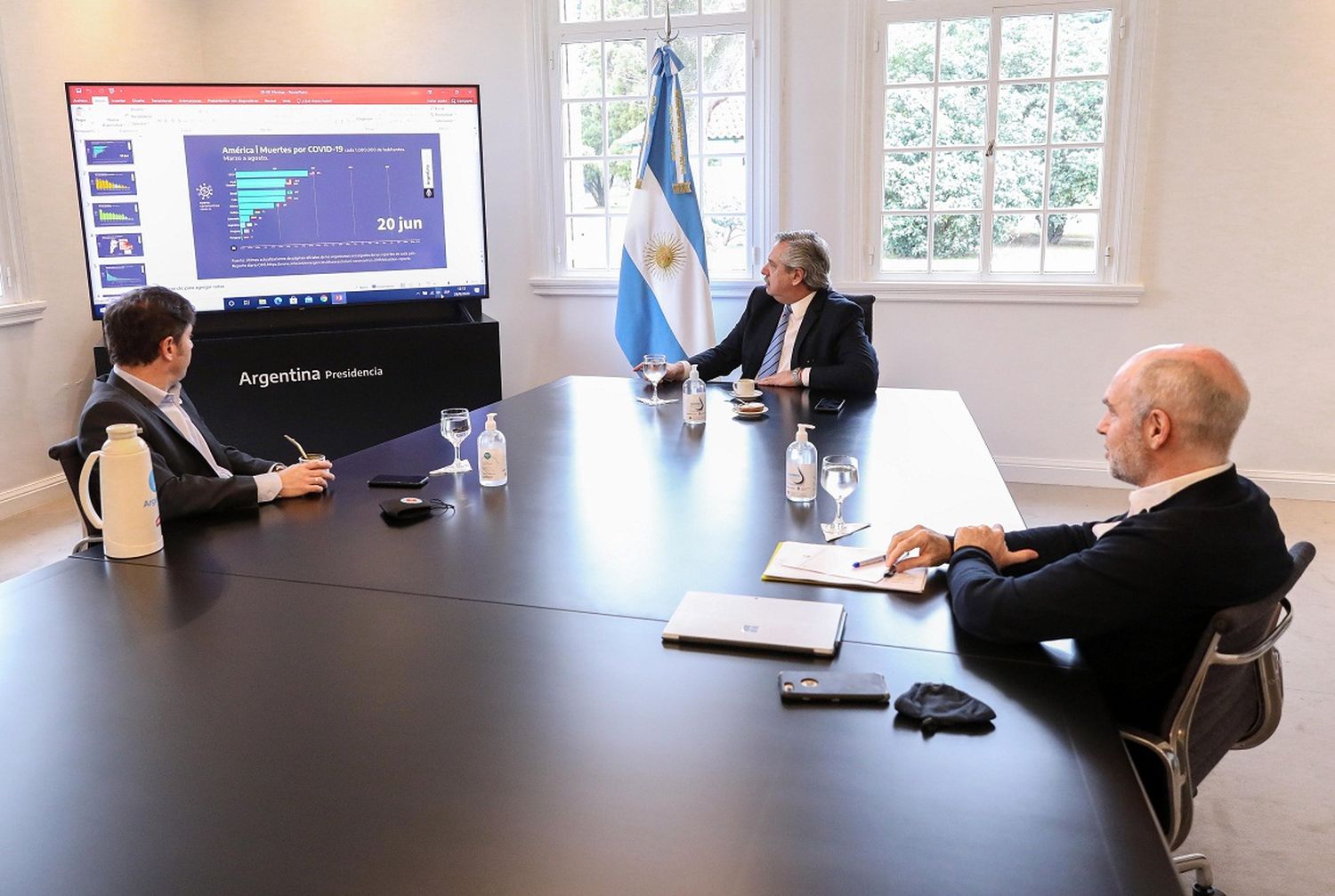Sigue el aislamiento y se permiten las reuniones limitadas al aire libre
