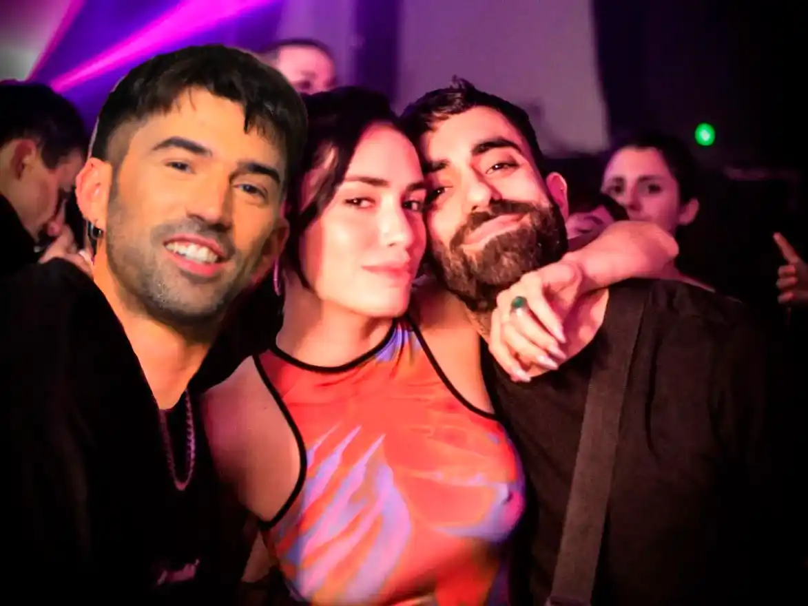 Lali Esposito, Pedro Rosemblat y Eial Moldavsky. La polémica que no necesitaba una feliz pareja.