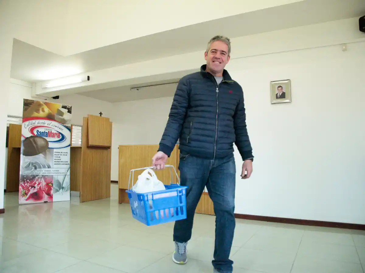 Comprar en la fábrica: una forma de consumo que crece entre los sanfrancisqueños  