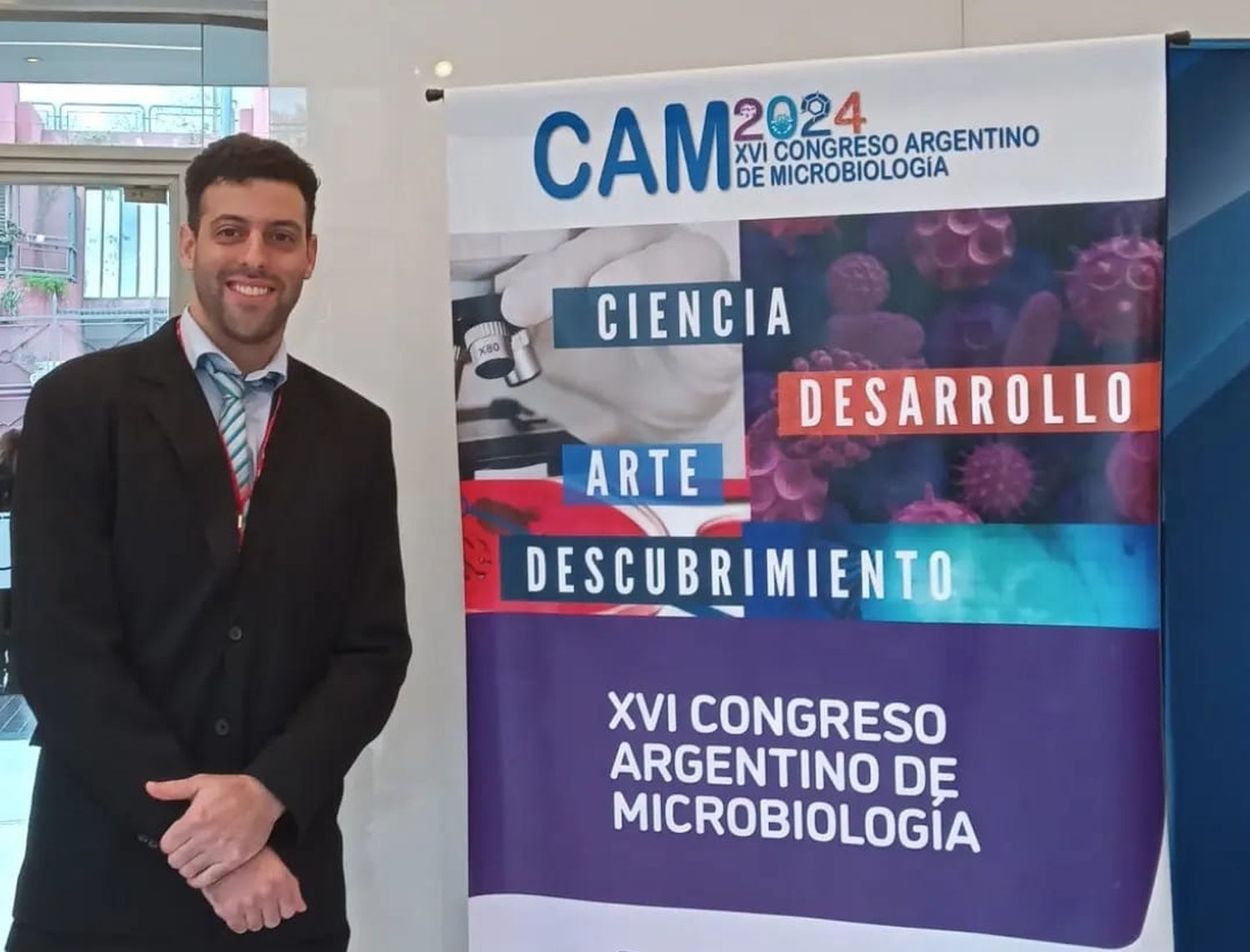 Un bioquímico del Hospital Centenario presentó una investigación sobre infecciones dermatológicas causadas por hongos