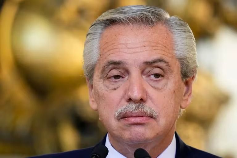 El ex presidente aseguró sobre Fabiola: "Nunca le pegué".