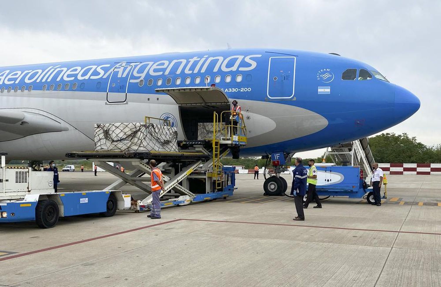 El Congreso ya había rechazado la venta de la Aerolíneas en el debate de la Ley Bases, pero el oficialismo insiste