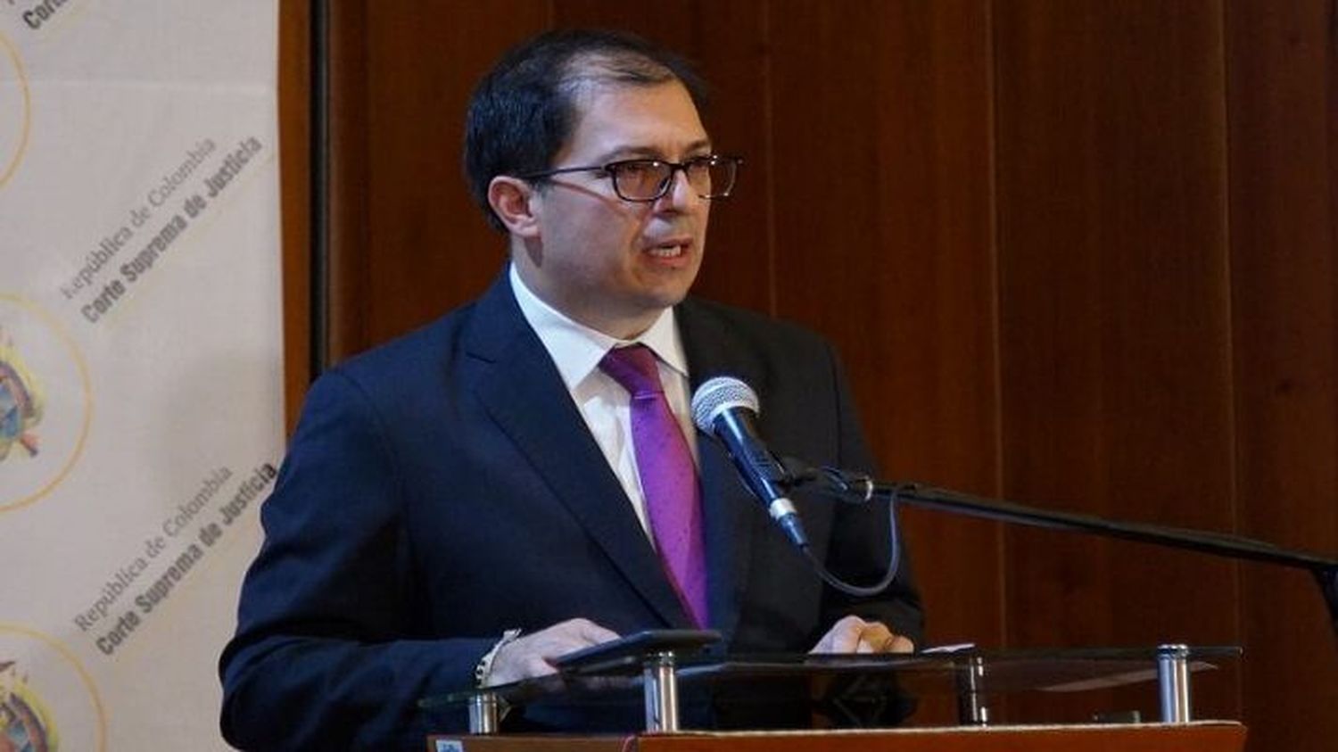 FISCAL COLOMBIANO ANUNCIA OFENSIVA contra disidencias de las FARC en la frontera con Venezuela