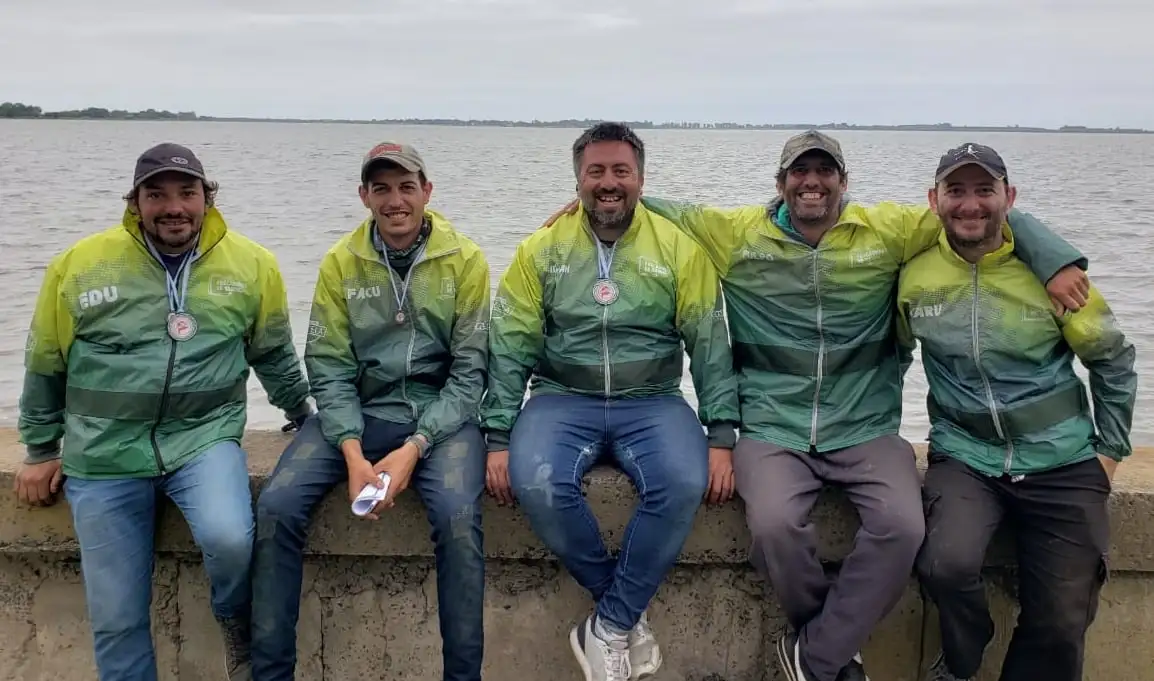 Los integrantes de la Peña Pescadores: Chermelo, Menchón, Quinteros, Mendoza y Virgilio.