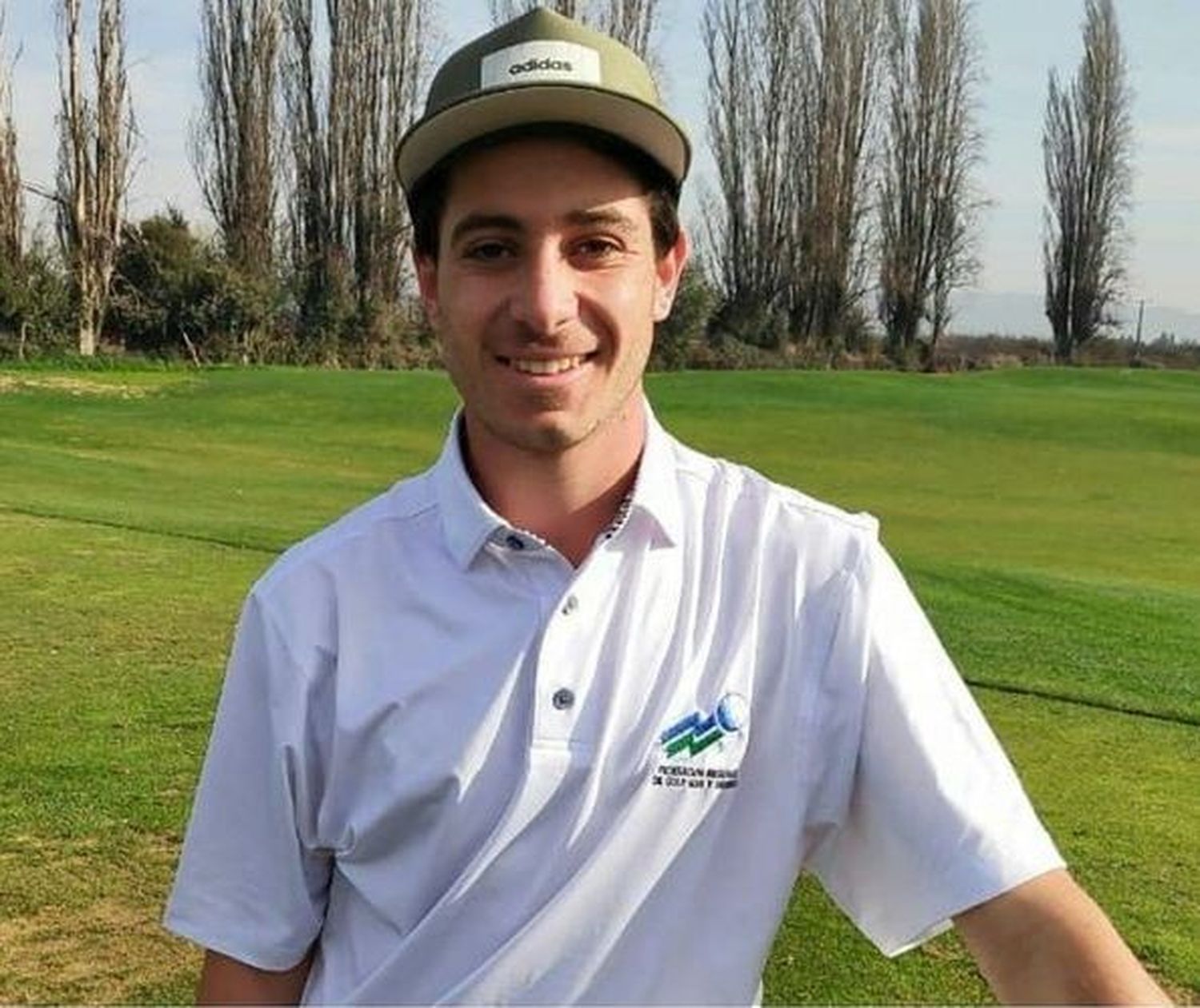 Tobías Acuña comparte la punta en Tortugas
