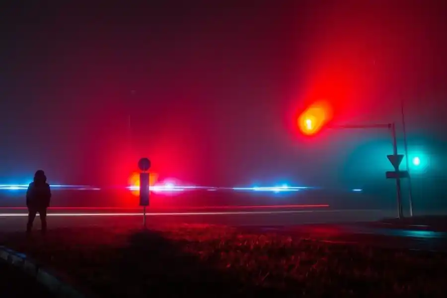 Apareció un ovni de colores que sorprendió a los chicos un colegio