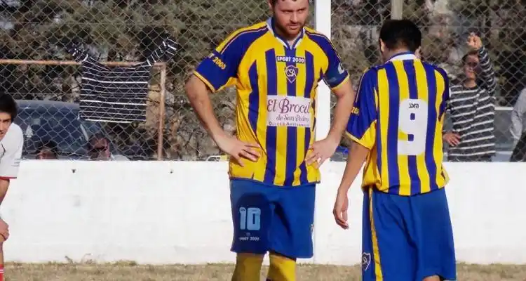 Fútbol: El domingo se juegan los partidos reprogramados