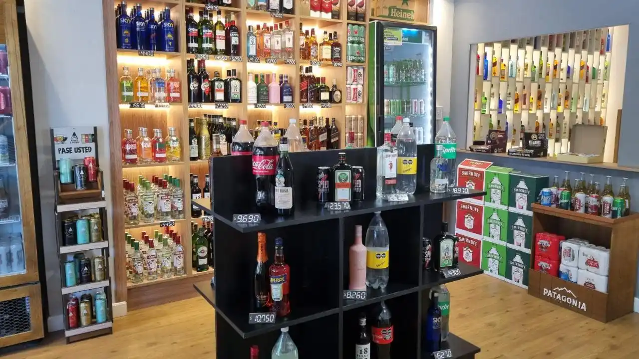 La Bodega de Mateo Marcassó - 1
