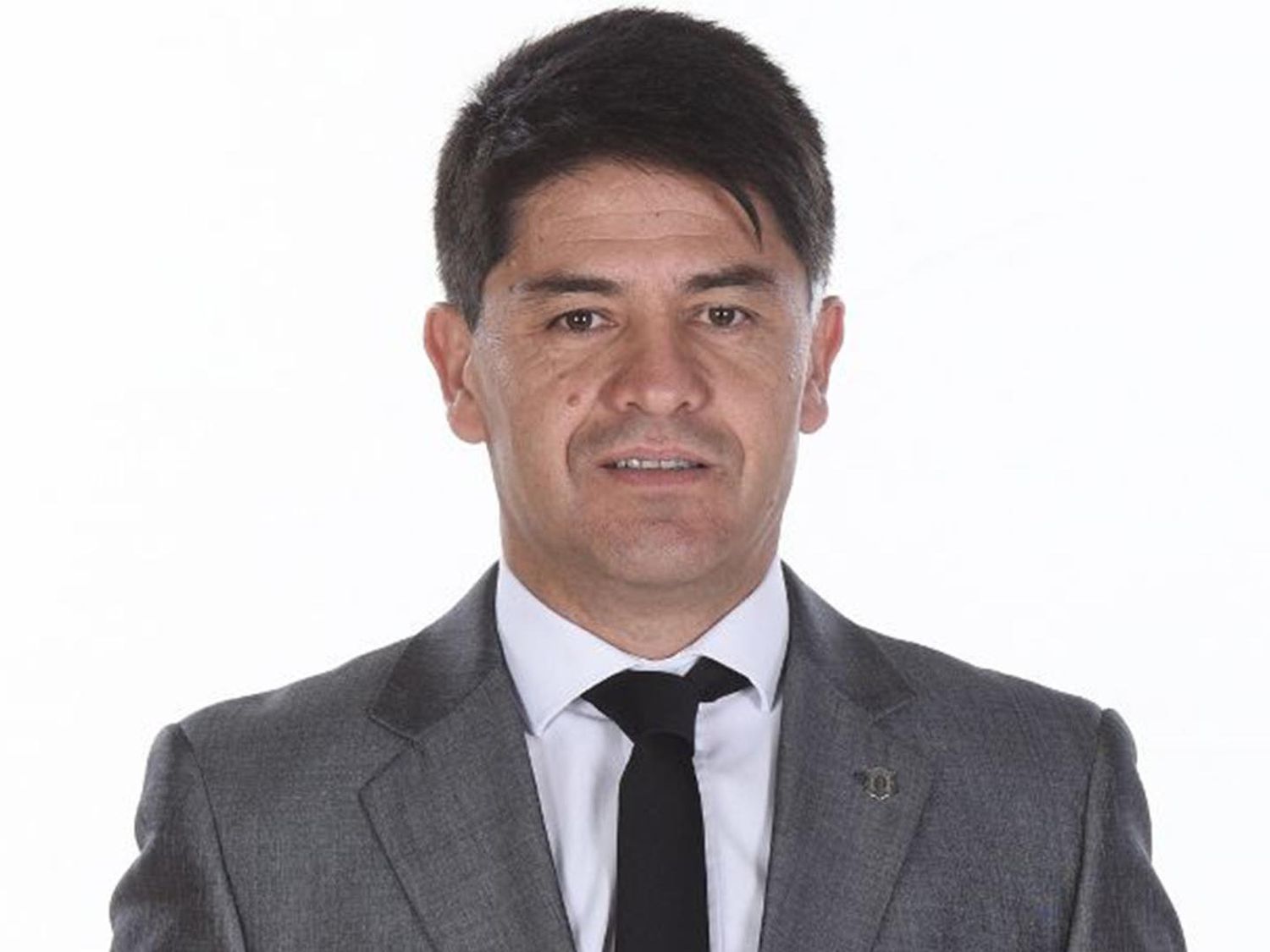 Macías duró sólo cuatro partidos en Argentino