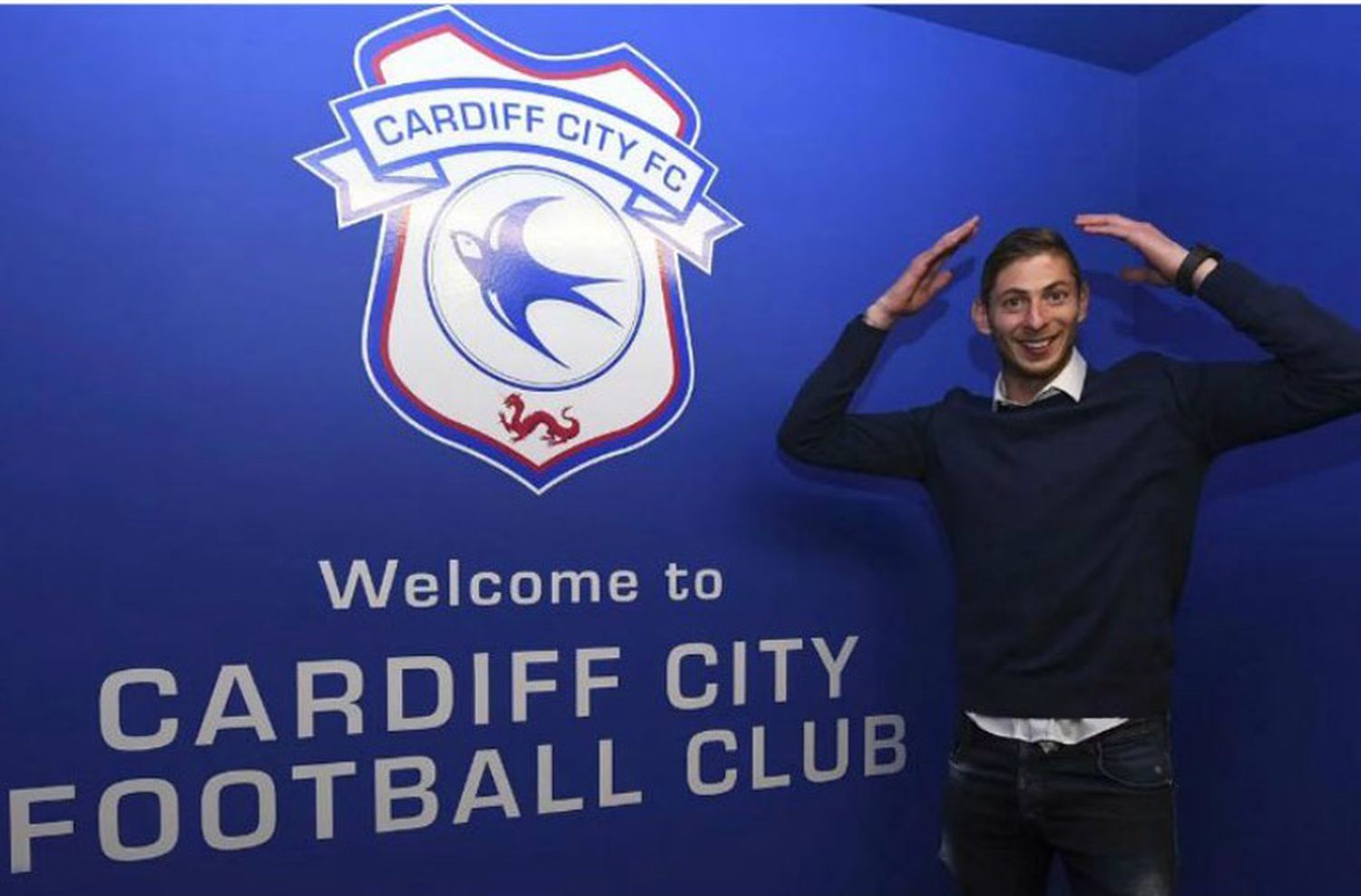 Empezó la búsqueda privada de Emiliano Sala, mientras Cardiff decide no pagar el pase e iniciar acciones legales