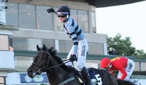 Acento Final, héroe del Jockey Club (G1), vuelve a cruzarse con Honest Boy en un Martínez de Hoz (G1) donde sobran las opciones.