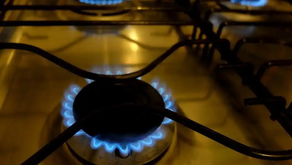 Defensoría bonaerense interviene ante cortes de gas si las empresas no reconectan