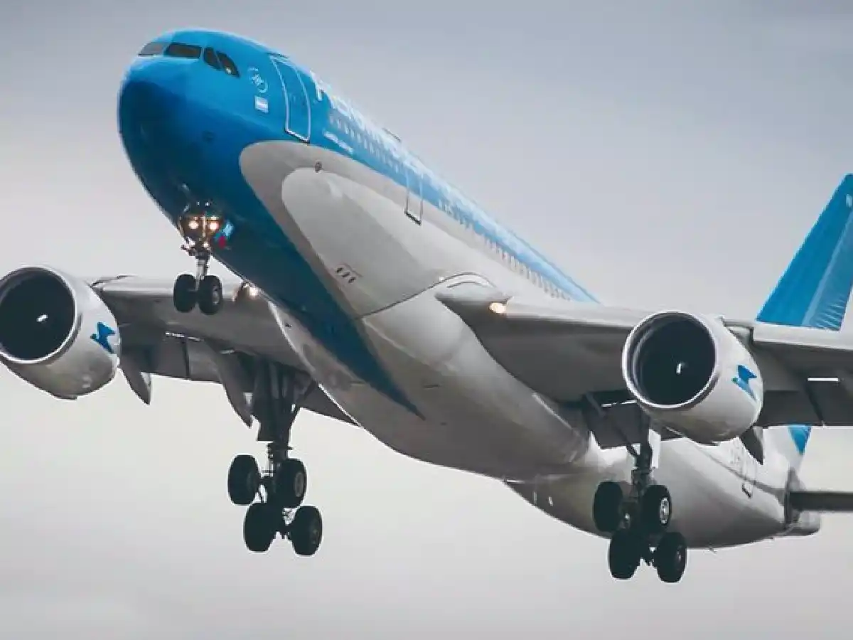 Aerolíneas anunció nuevos vuelos para argentinos varados en el exterior