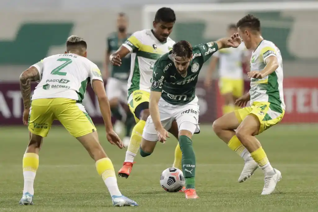 Victoria y clasificación para Defensa