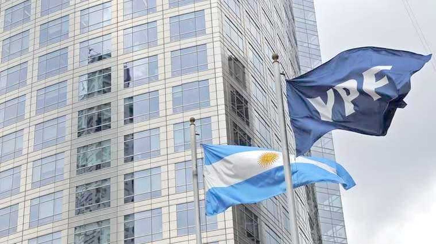 Expropiación de YPF: Argentina deberá 
negociar para evitar pagar US$16.000 millones