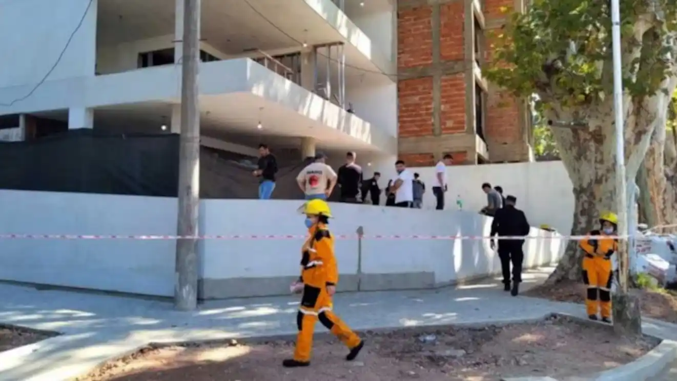 Hallaron un cadáver oculto en una pared de una obra en Colón y la Justicia investiga un posible homicidio