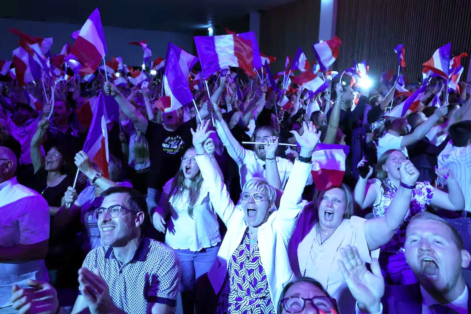 La extrema derecha gana la primera vuelta en las elecciones francesas