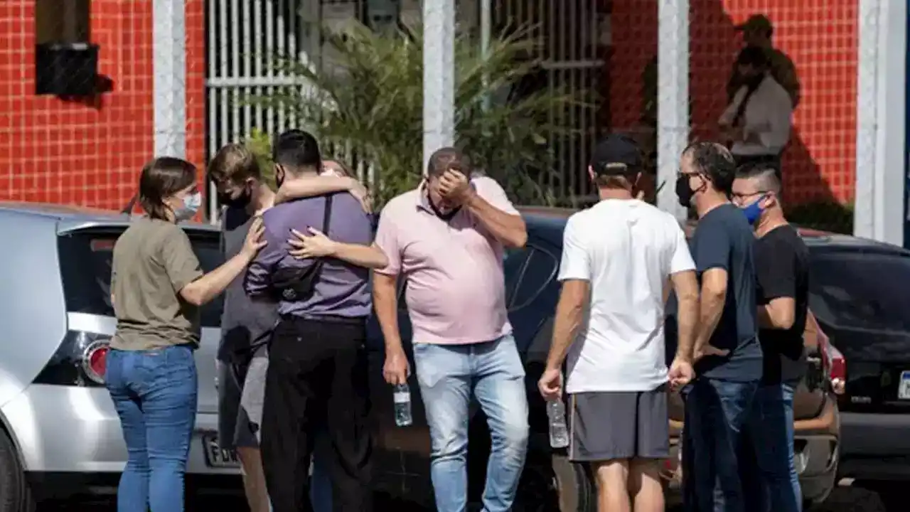 Cuatro nenes fueron asesinados a hachazos en un jardín de infantes