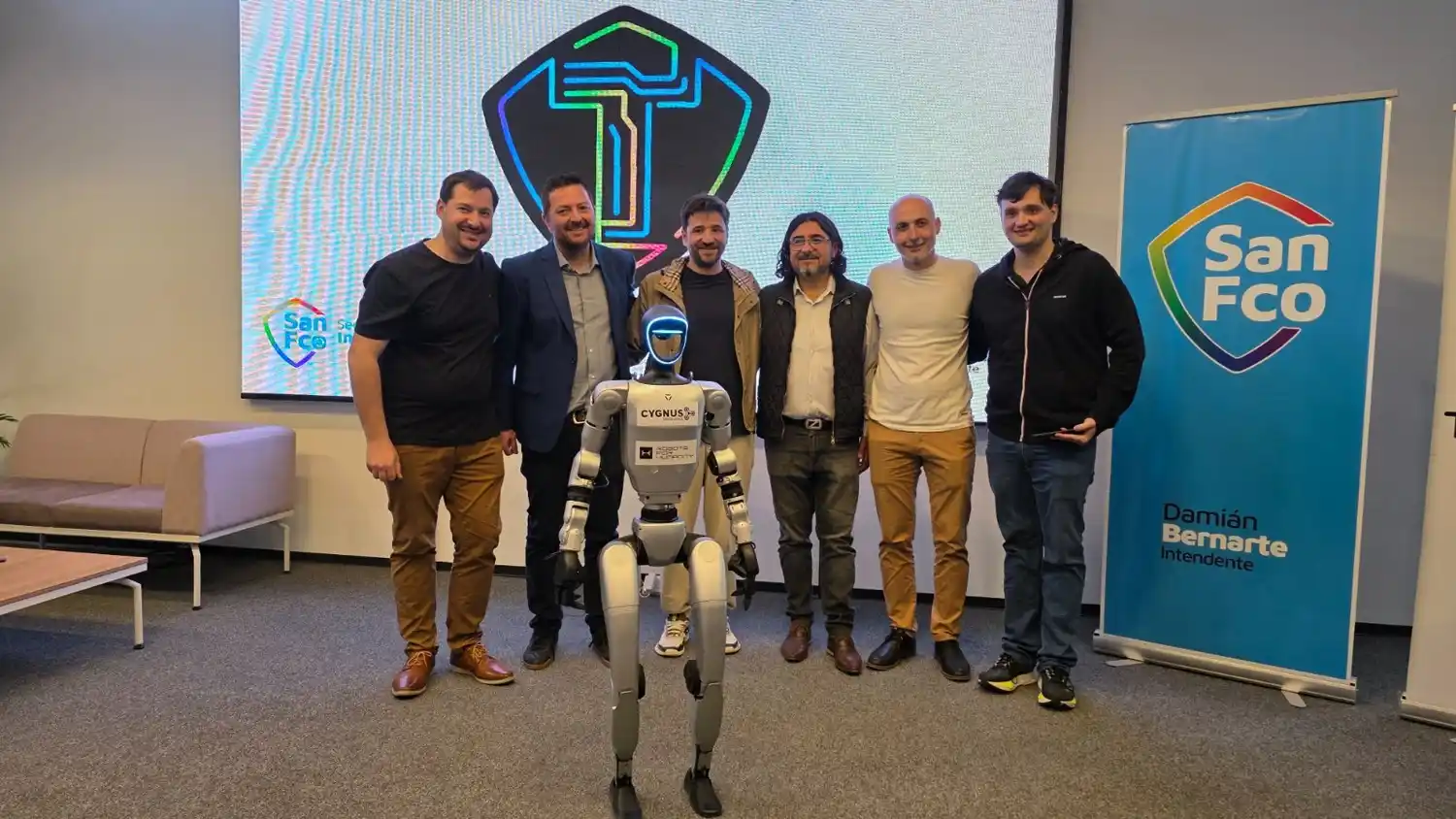 Se realizó una demostración de robots en la Tecnoteca