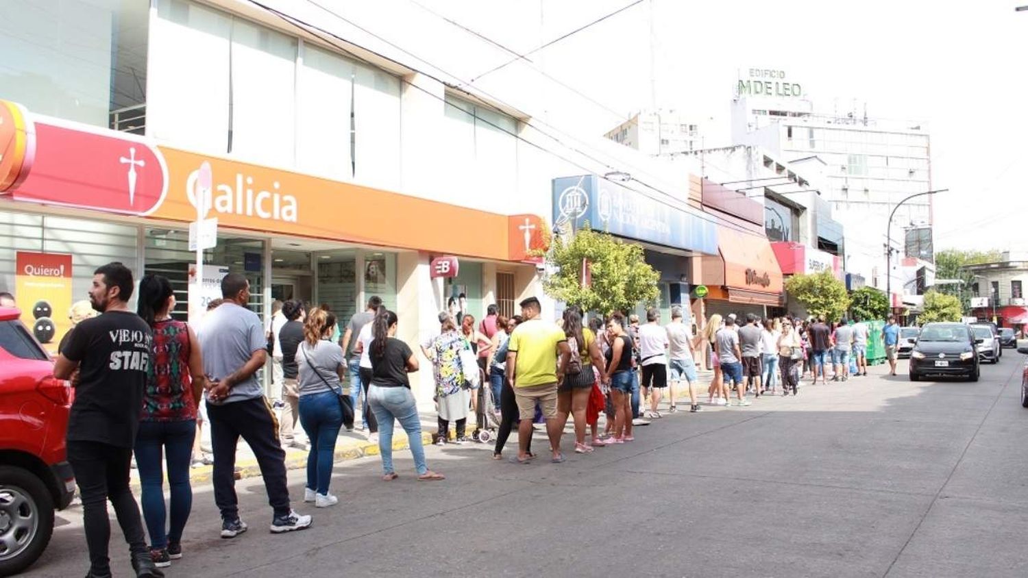 Coronavirus: Alberto Fernández pidió abrir bancos para evitar largas filas de jubilados