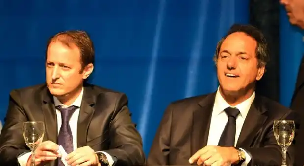 Tras la derrota electoral, Scioli e Insaurralde encabezan acto en Lomas de Zamora