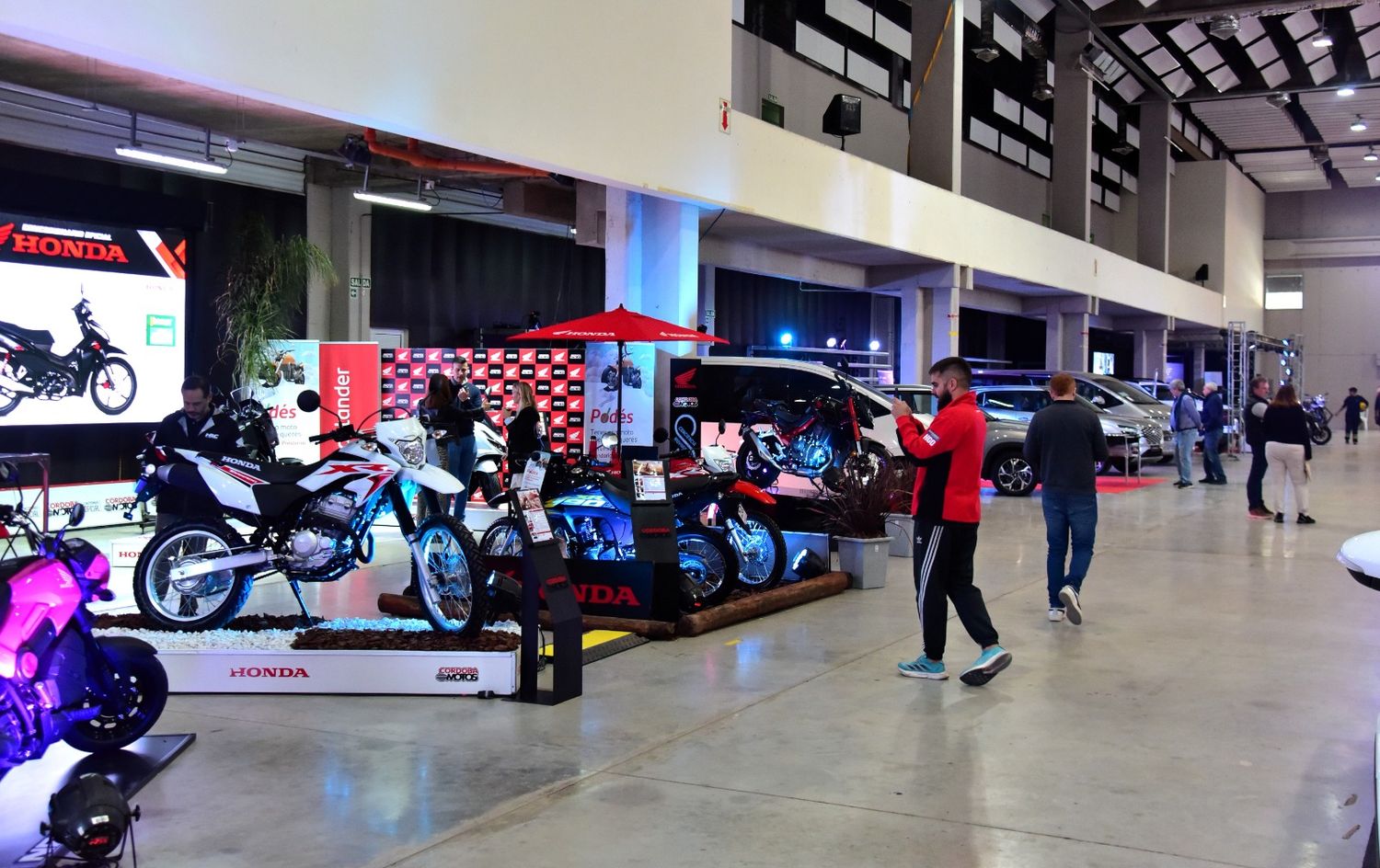 El stand de Córdoba Motos y Honda Argentina en el Superdomo.