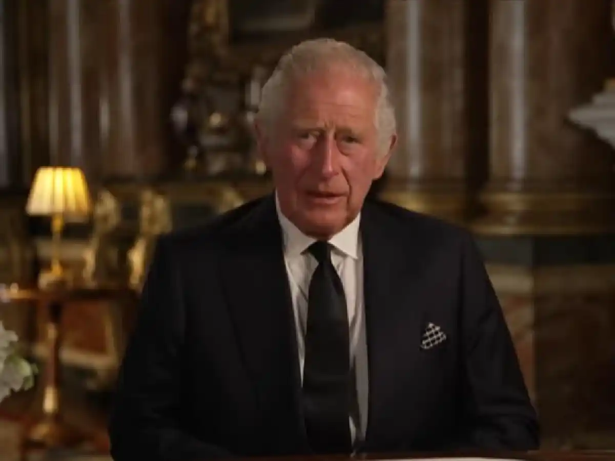 El primer discurso de Carlos III: "Renuevo mi compromiso de servir con lealtad"