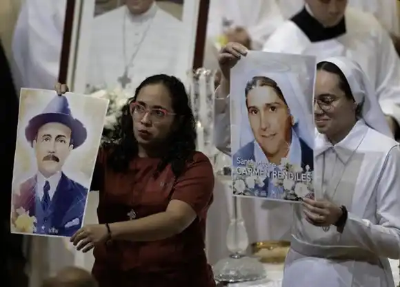 CANONIZACIÓN de JOSÉ GREGORIO HERNÁNDEZ y CARMEN RENDILES ya tiene fecha